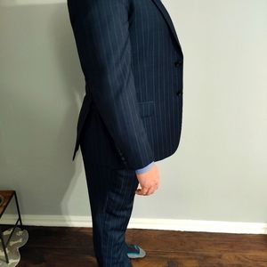 Like New Navy Blue w Blue stripe. Burberry London Line. 40r Suit.